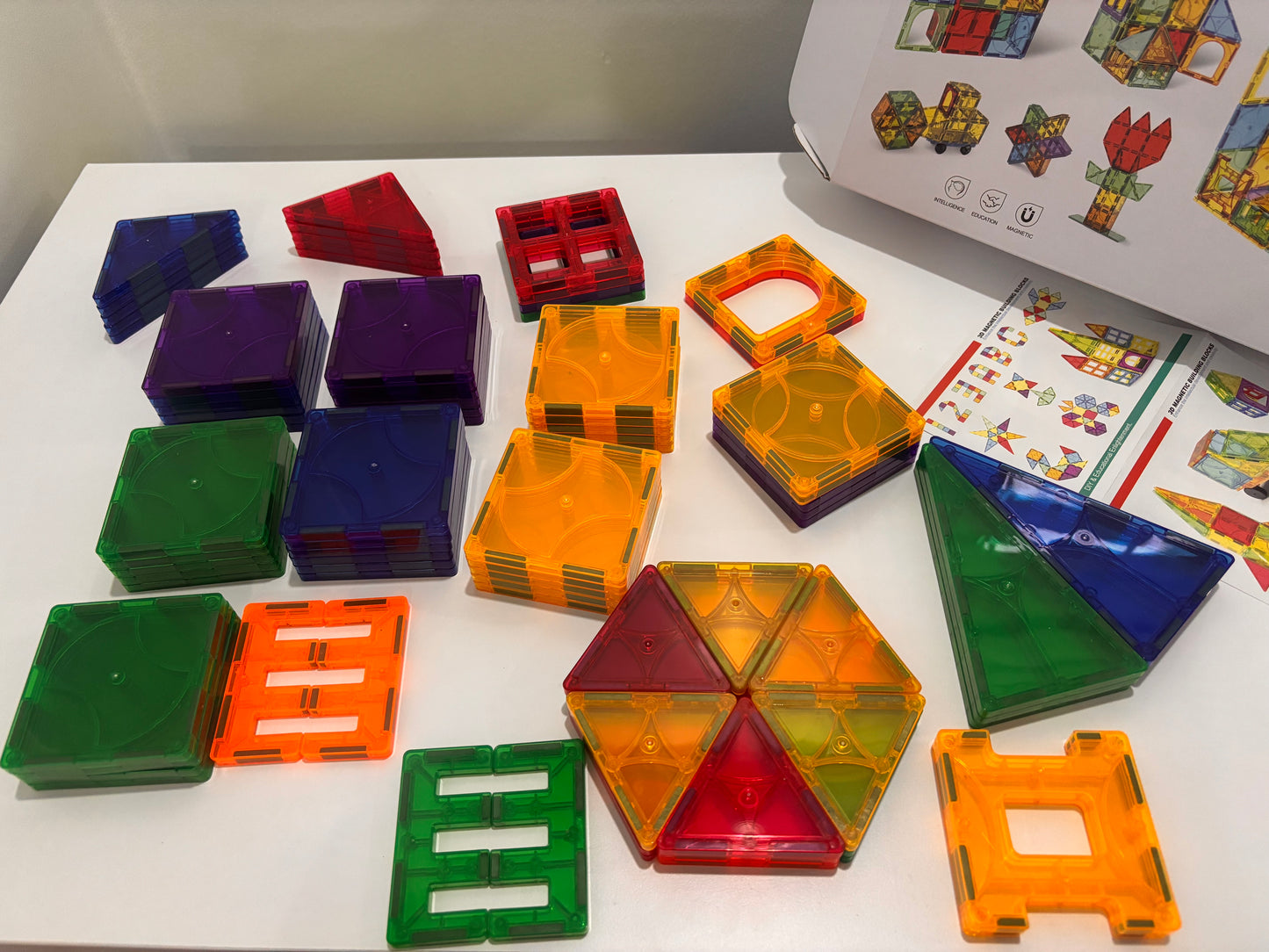 88 Parça Dekoratif Manyetik Yapı Blokları-STEAM Eğitici Karo Oyun Seti (7.5 Cm)