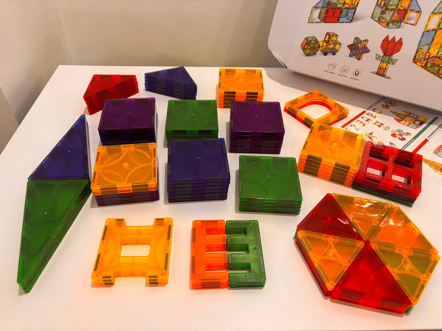 88 Parça Dekoratif Manyetik Yapı Blokları-STEAM Eğitici Karo Oyun Seti (7.5 Cm)