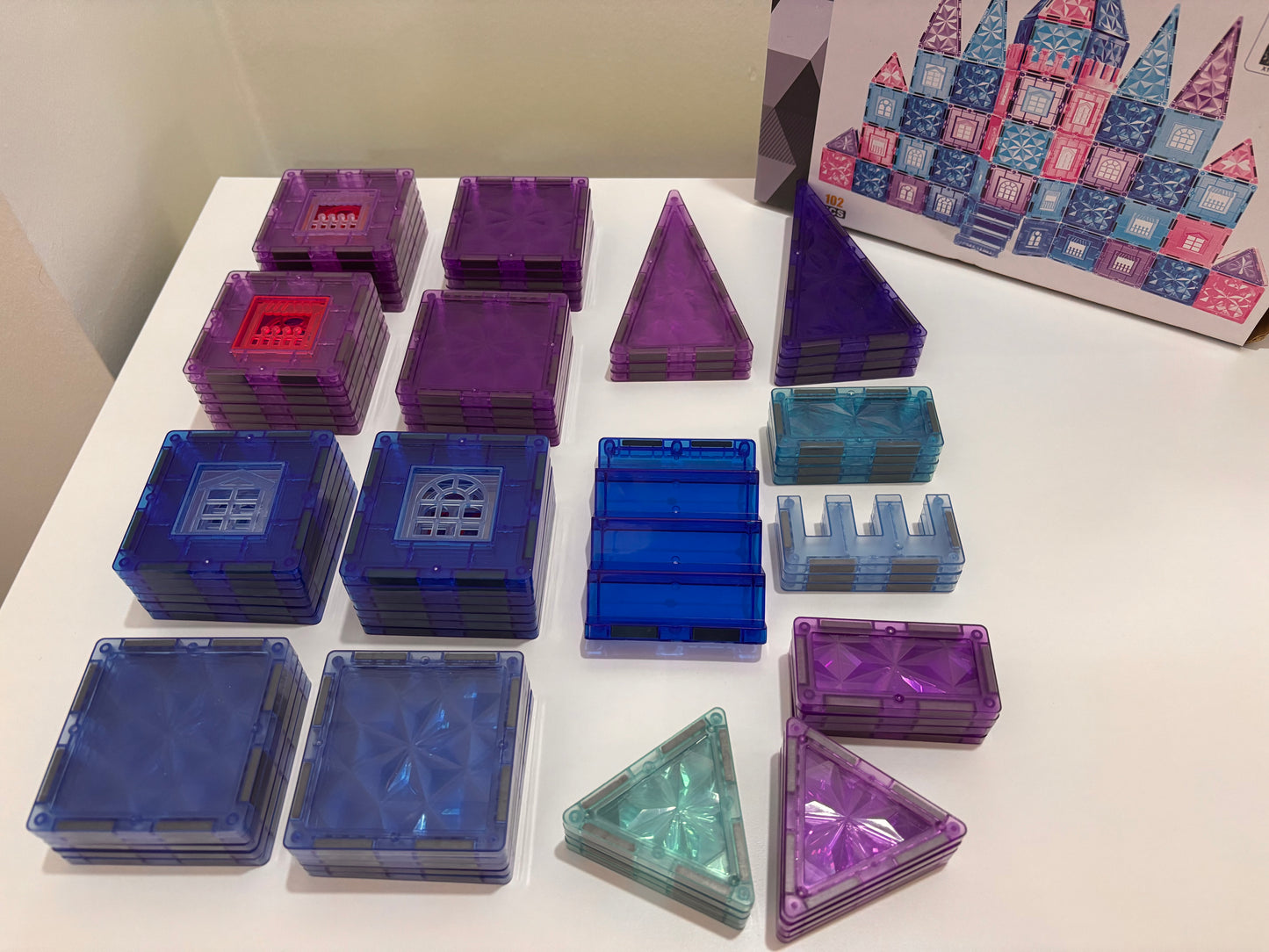 102 Parça Elmas Şato Manyetik Yapı Blokları-STEAM Eğitici Karo Oyun Seti (7.5 Cm)