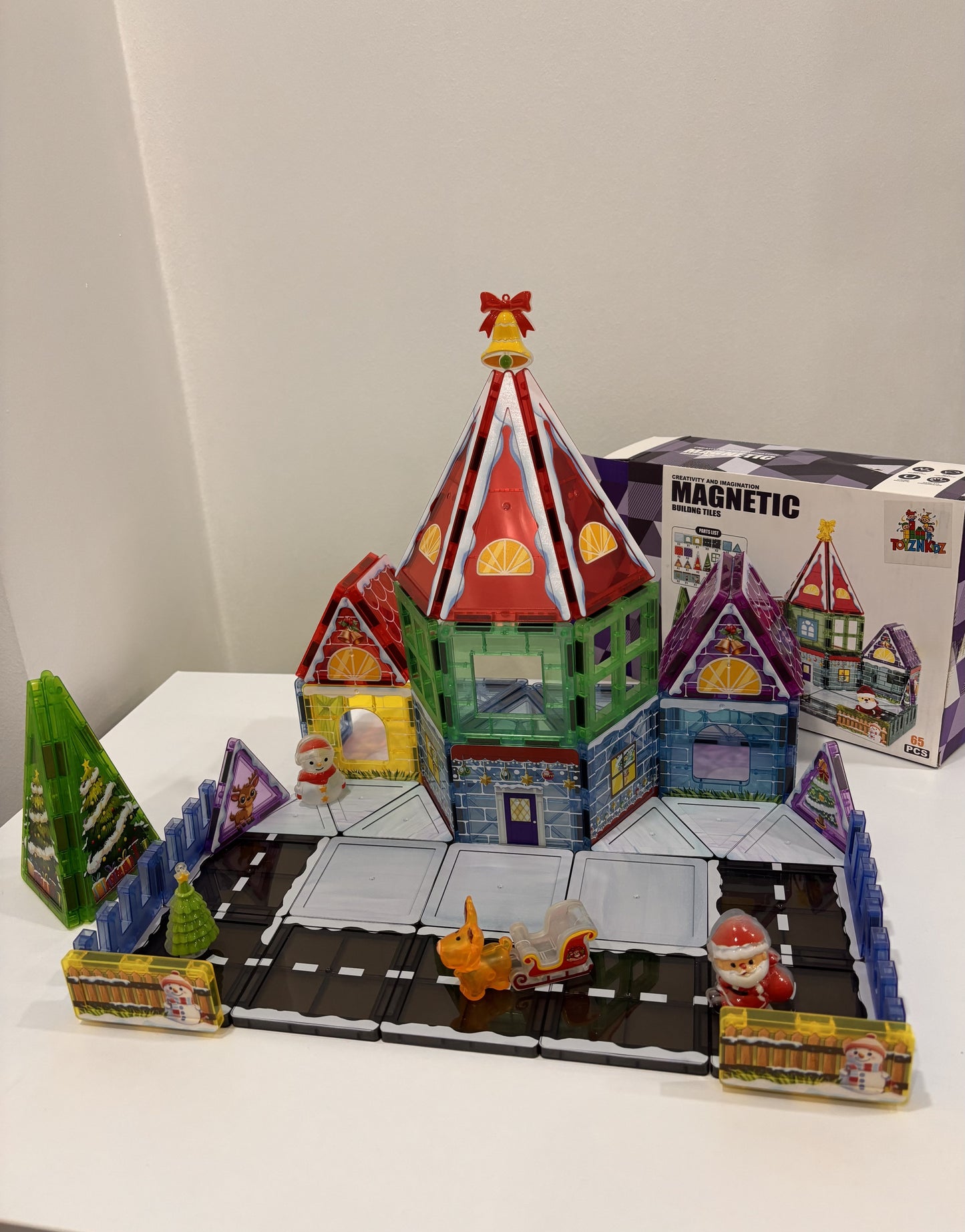 65 Parça Noel Evi Manyetik Yapı Blokları-STEAM Eğitici Karo Oyun Seti (7.5 Cm)